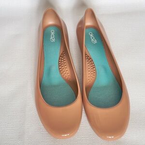 Oka B Taylor Shiny Ballet Flats Womens Size 10